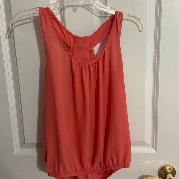 Peach Cropped, Razor Back, Tank Top - Picture 2 of 2